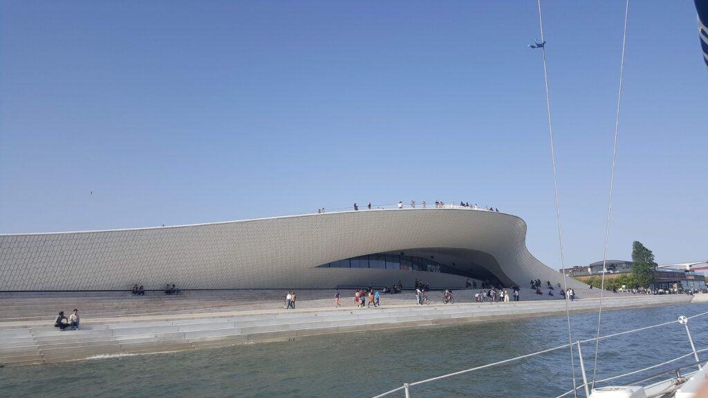 The MAAT seen from the Tagus River