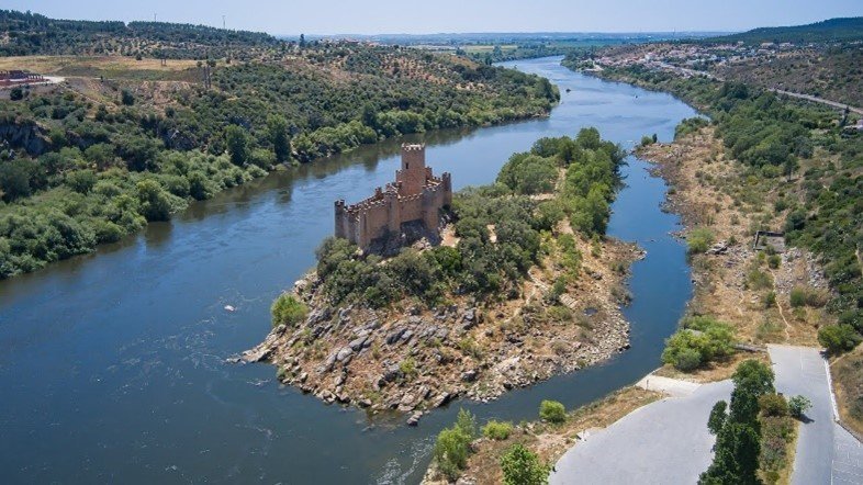 Vue aérienne du Château d'Almourol
