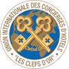 El emblema de la asociación internacional Les Clefs d’Or, símbolo de excelencia en el servicio de conserjería